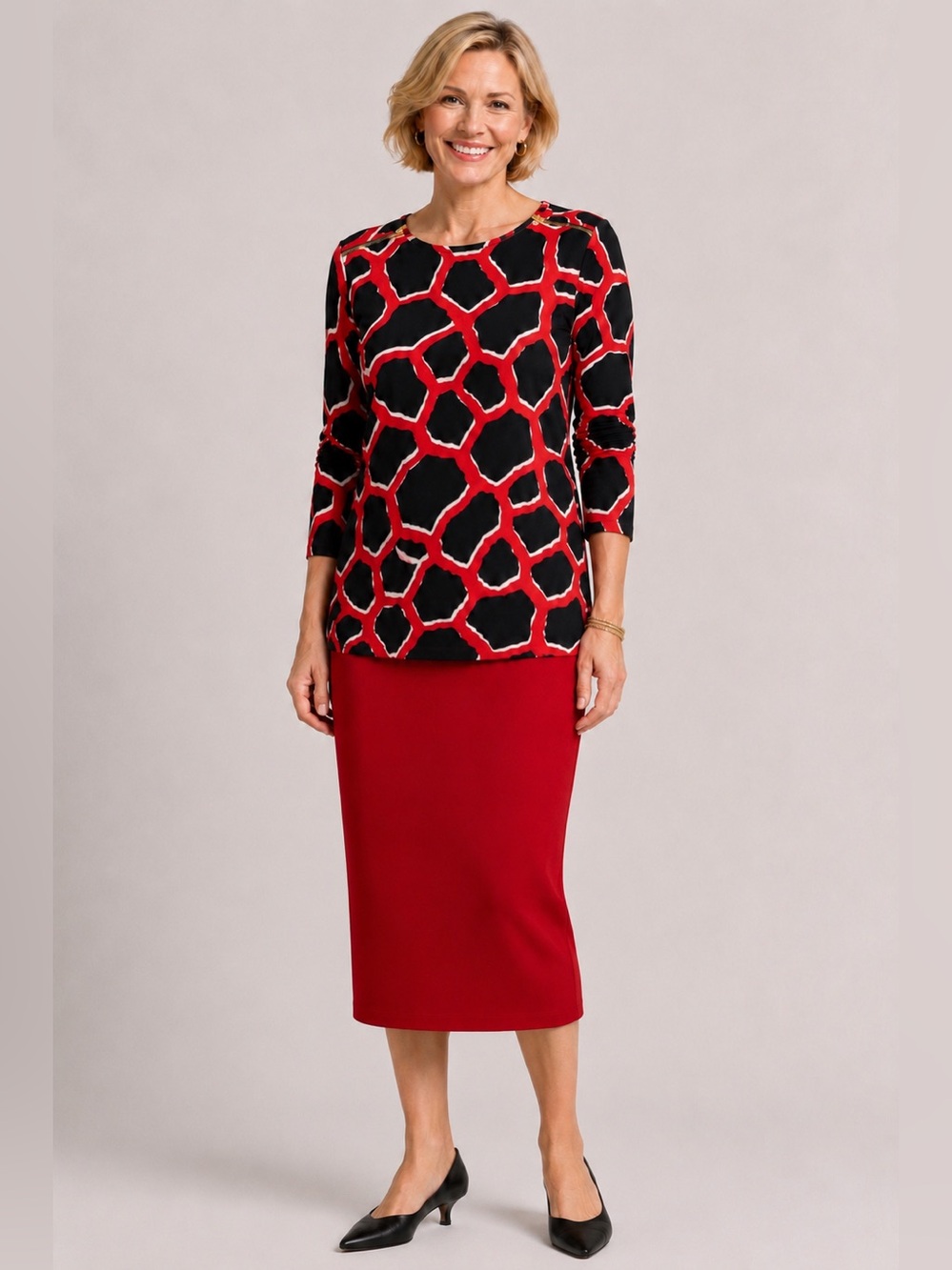 CHICO’S Traveller Easy Care Stretch Knit Tunic Black and Red Giraffe Print Sz L
